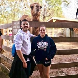 Meet your Posher, Kayla